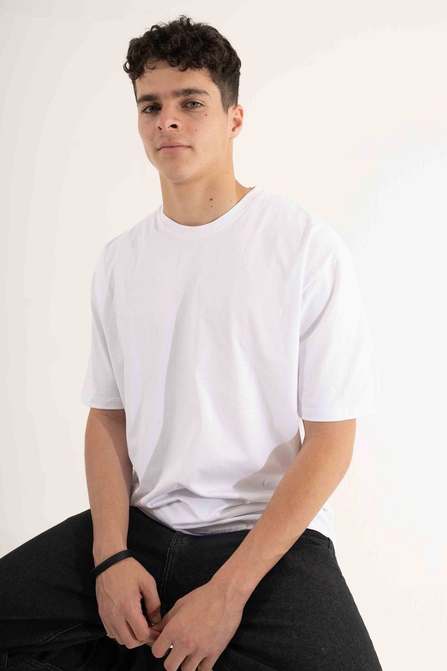 Oversized Fit T-Shirt (UniSex) - Essentials Egypt